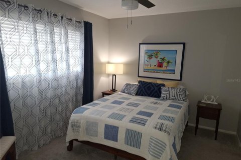 Condo in Venice, Florida, 2 bedrooms  № 1530524 - photo 24