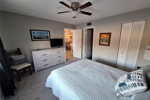 Condo in Venice, Florida, 2 bedrooms  № 1530524 - photo 13