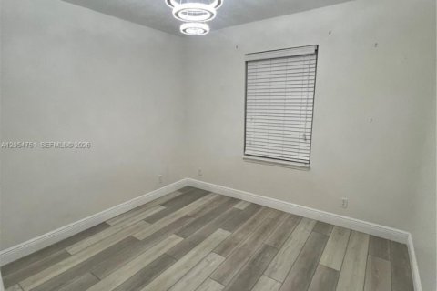 Купить таунхаус в Тамарак, Флорида 3 спальни, 138.98м2, № 2186409 - фото 11