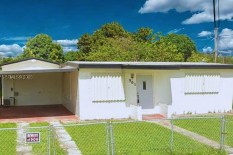 Casa en alquiler en Hialeah, Florida, 2 dormitorios, 148.64 m2 № 1982217 - foto 1