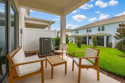 Townhouse in Davenport, Florida 3 bedrooms, 161.28 sq.m. № 2272785 - photo 12