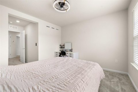 Townhouse in Davenport, Florida 3 bedrooms, 161.28 sq.m. № 2272785 - photo 25
