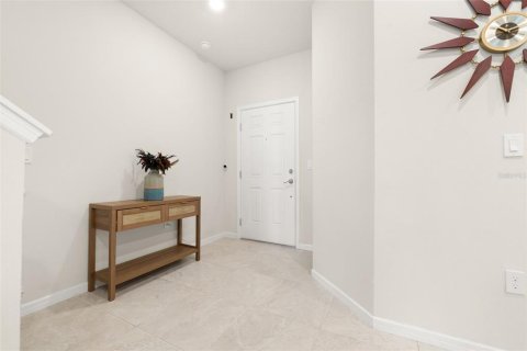 Townhouse in Davenport, Florida 3 bedrooms, 161.28 sq.m. № 2272785 - photo 17