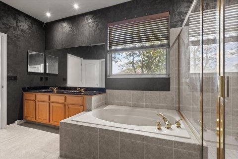 Купить виллу или дом в Орландо, Флорида 11 комнат, 202.25м2, № 2142795 - фото 12