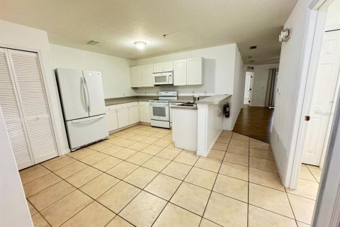 Apartamento en alquiler en Kissimmee, Florida, 3 dormitorios, 111.67 m2 № 1657096 - foto 9