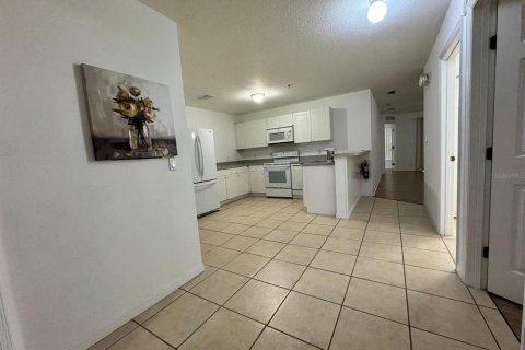 Apartamento en alquiler en Kissimmee, Florida, 3 dormitorios, 111.67 m2 № 1657096 - foto 8