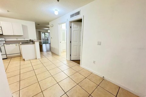 Apartamento en alquiler en Kissimmee, Florida, 3 dormitorios, 111.67 m2 № 1657096 - foto 4