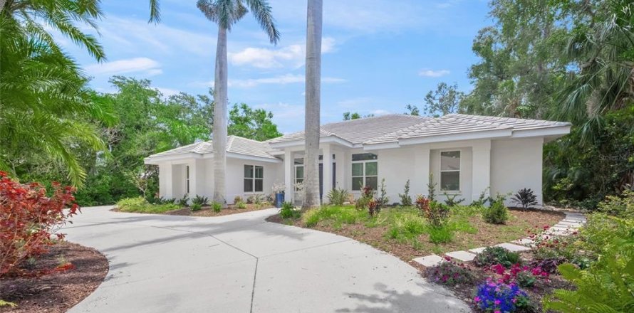 House in Sarasota, Florida 4 bedrooms, 276.29 sq.m. № 1686583