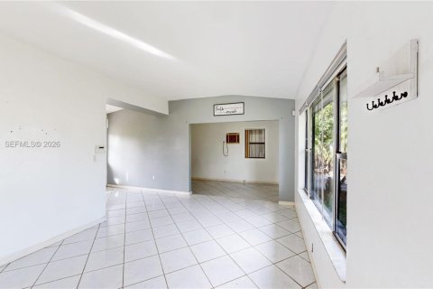 Купить виллу или дом в Хомстед, Флорида 3 спальни, 102.56м2, № 2046676 - фото 5