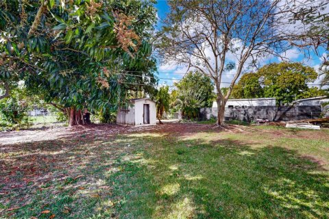 Купить виллу или дом в Хомстед, Флорида 3 спальни, 102.56м2, № 2046676 - фото 28