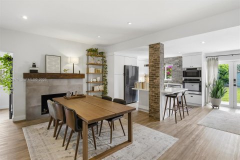 Casa en venta en Miami Springs, Florida, 3 dormitorios, 134.52 m2 № 2007711 - foto 4