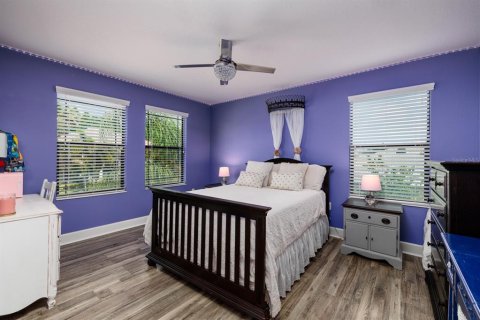 Casa en venta en Palm Harbor, Florida, 5 dormitorios, 311.97 m2 № 1736567 - foto 26