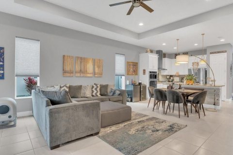 Villa ou maison à vendre à Mount Dora, Floride: 2 chambres, 186.92 m2 № 1530201 - photo 5
