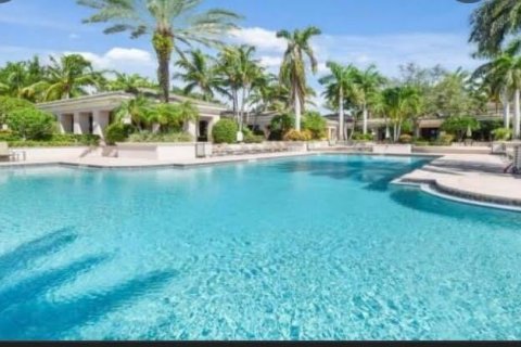 Condo in Palm Beach Gardens, Florida, 1 bedroom  № 1163118 - photo 1