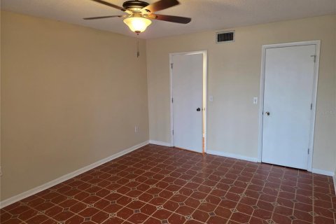 Copropriété à louer à Largo, Floride: 1 chambre, 75.72 m2 № 2155976 - photo 6