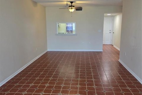 Copropriété à louer à Largo, Floride: 1 chambre, 75.72 m2 № 2155976 - photo 2