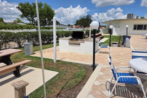 Copropriété à louer à Largo, Floride: 1 chambre, 75.72 m2 № 2155976 - photo 8