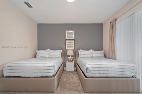 Villa ou maison à vendre à Kissimmee, Floride: 8 chambres № 2034870 - photo 14