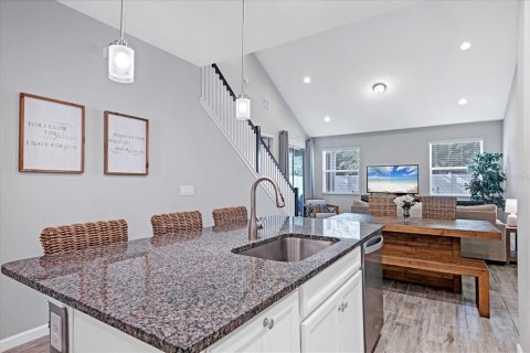 Adosado en venta en Sarasota, Florida, 3 dormitorios, 182.27 m2 № 1866684 - foto 8