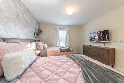 Adosado en venta en Kissimmee, Florida, 4 dormitorios, 177.81 m2 № 2410668 - foto 25