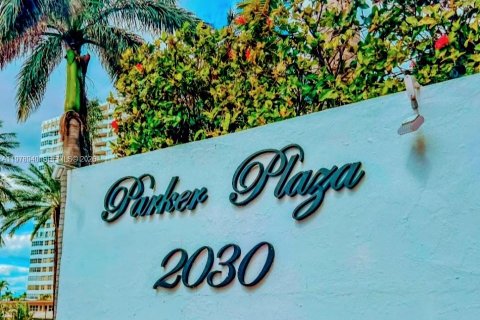 Condominio en alquiler en Hallandale Beach, Florida, 1 dormitorio, 68.38 m2 № 2043440 - foto 27