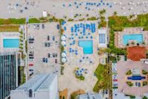 Condominio en alquiler en Hallandale Beach, Florida, 1 dormitorio, 68.38 m2 № 2043440 - foto 29