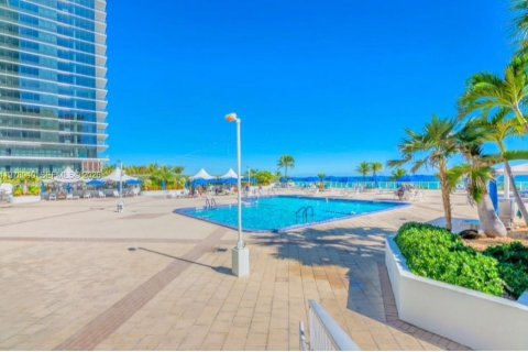 Condominio en alquiler en Hallandale Beach, Florida, 1 dormitorio, 68.38 m2 № 2043440 - foto 30