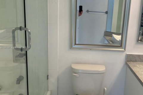 Купить кондоминиум в Майами, Флорида 3 спальни, 121.24м2, № 1933890 - фото 20