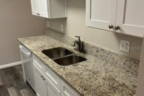 Condominio en venta en Orlando, Florida, 3 dormitorios, 102.94 m2 № 1783230 - foto 7