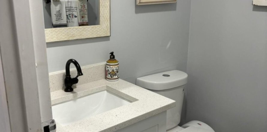 House in Delray Beach, Florida 1 bedroom, 69.68 sq.m. № 1175174