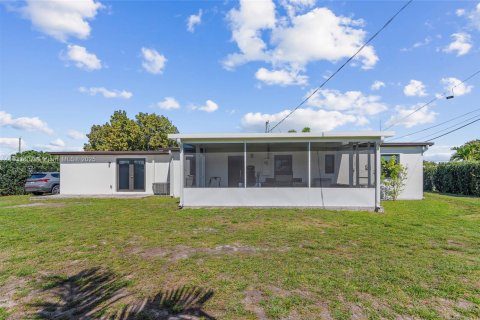 Casa en venta en Miami, Florida, 3 dormitorios, 114.55 m2 № 1828770 - foto 25