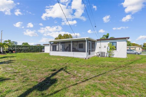 Casa en venta en Miami, Florida, 3 dormitorios, 114.55 m2 № 1828770 - foto 24