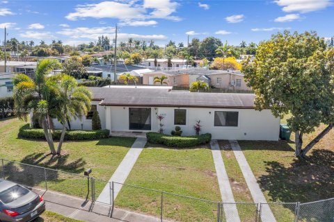 Casa en venta en Miami, Florida, 3 dormitorios, 114.55 m2 № 1828770 - foto 30