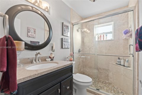 House in Miami, Florida 3 bedrooms, 171.68 sq.m. № 1992501 - photo 25