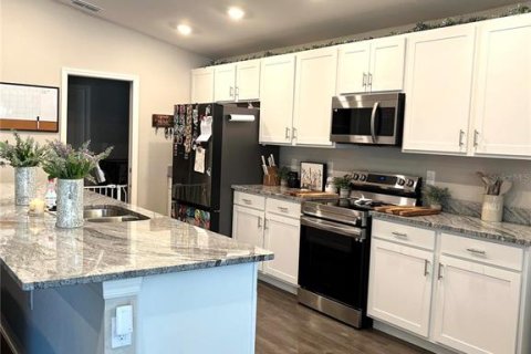 Casa en venta en Auburndale, Florida, 3 dormitorios, 192.68 m2 № 1841866 - foto 11