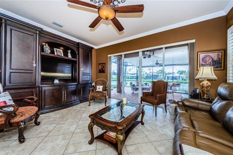 House in Wimauma, Florida 2 bedrooms, 191.47 sq.m. № 1855632 - photo 21