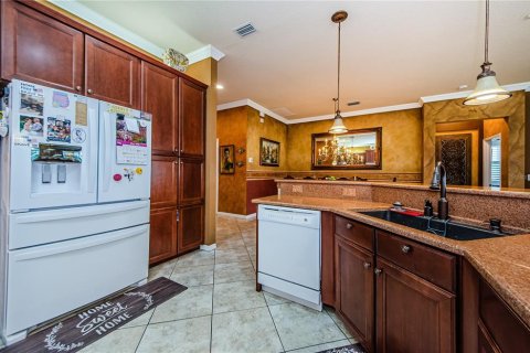 House in Wimauma, Florida 2 bedrooms, 191.47 sq.m. № 1855632 - photo 17