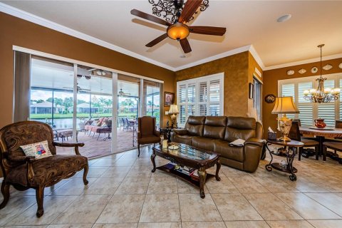House in Wimauma, Florida 2 bedrooms, 191.47 sq.m. № 1855632 - photo 10