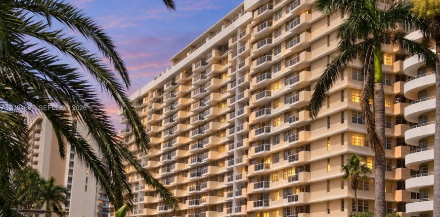 Condo à Miami Beach, Floride, 1 chambre № 2414190