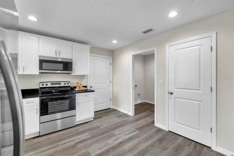Casa en venta en Clearwater, Florida, 3 dormitorios, 117.06 m2 № 1805260 - foto 9