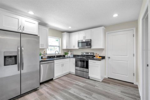 Casa en venta en Clearwater, Florida, 3 dormitorios, 117.06 m2 № 1805260 - foto 11