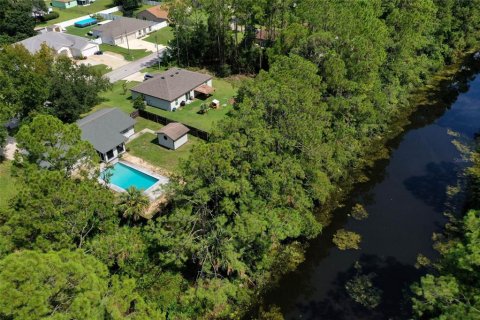House in Palm Coast, Florida 2 bedrooms, 96.71 sq.m. № 1919362 - photo 5
