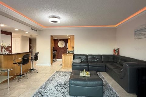 Condo in Clearwater, Florida, 2 bedrooms  № 2235509 - photo 7