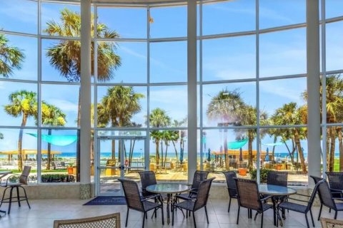 Condo in Clearwater, Florida, 2 bedrooms  № 2235509 - photo 4