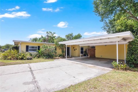 Villa ou maison à vendre à Belle Isle, Floride: 4 chambres, 162.21 m2 № 2093674 - photo 3