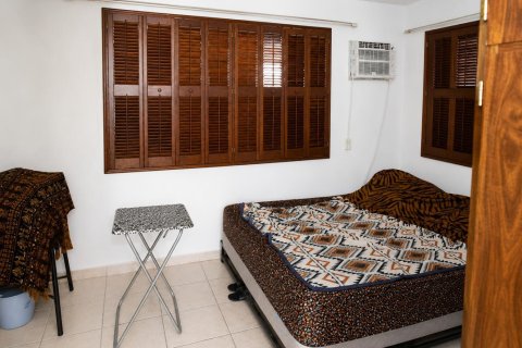 Propiedad comercial en venta en Miami, Florida, 197.51 m2 № 2168576 - foto 6