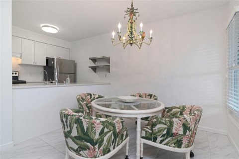 Copropriété à louer à Tampa, Floride: 2 chambres, 69.49 m2 № 2427488 - photo 11