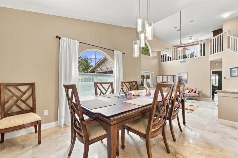 Villa ou maison à vendre à Orlando, Floride: 3 chambres, 194.54 m2 № 2408881 - photo 16
