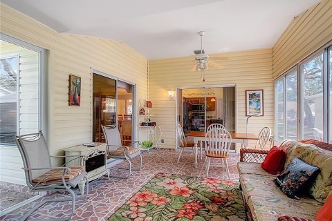 Casa en venta en Lady Lake, Florida, 2 dormitorios, 139.73 m2 № 2209000 - foto 17