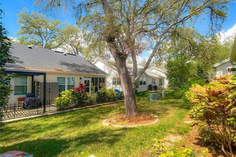 Casa en venta en Lady Lake, Florida, 2 dormitorios, 139.73 m2 № 2209000 - foto 28